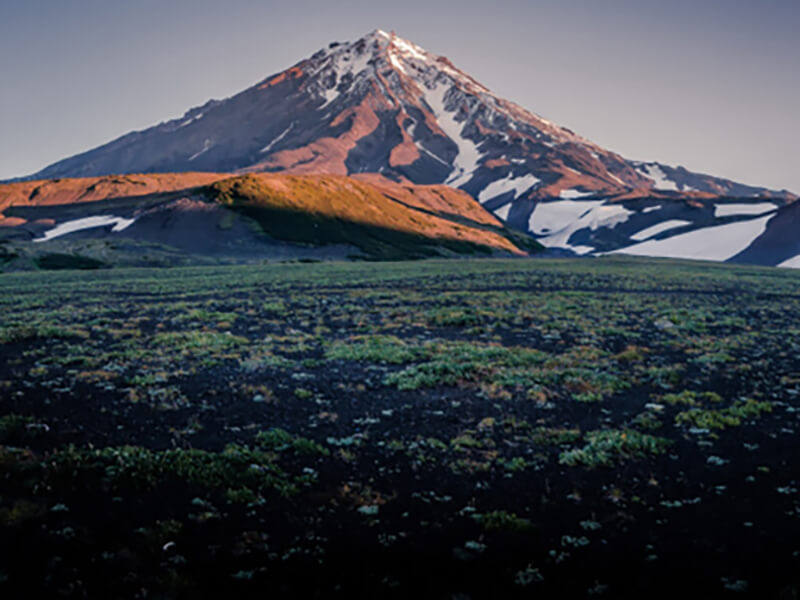 гора на Камчатке, вид с земли